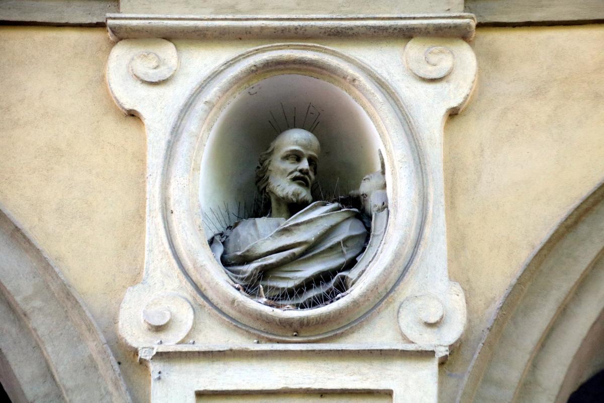 Basilica di San Savino (Piacenza), busto della facciata 03 - Mongolo1984