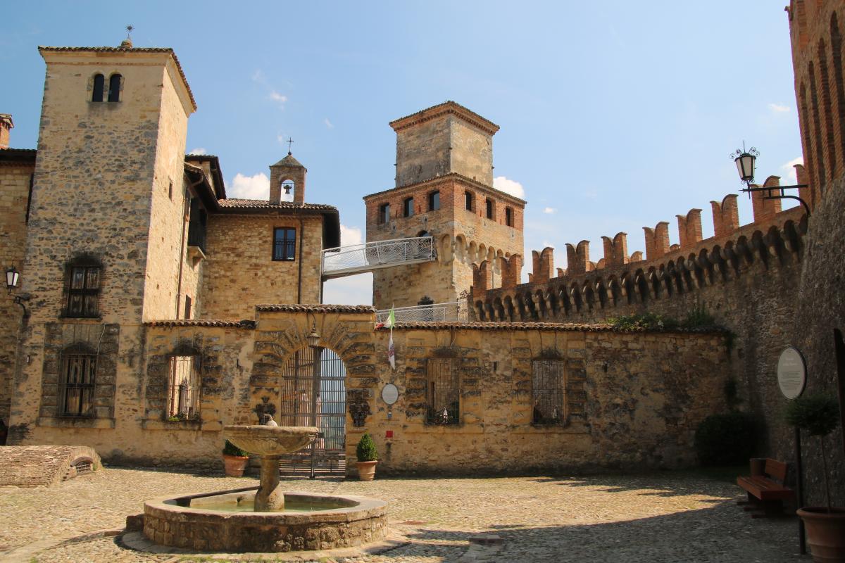 Castello di Vigoleno (Vernasca) 10 - Mongolo1984