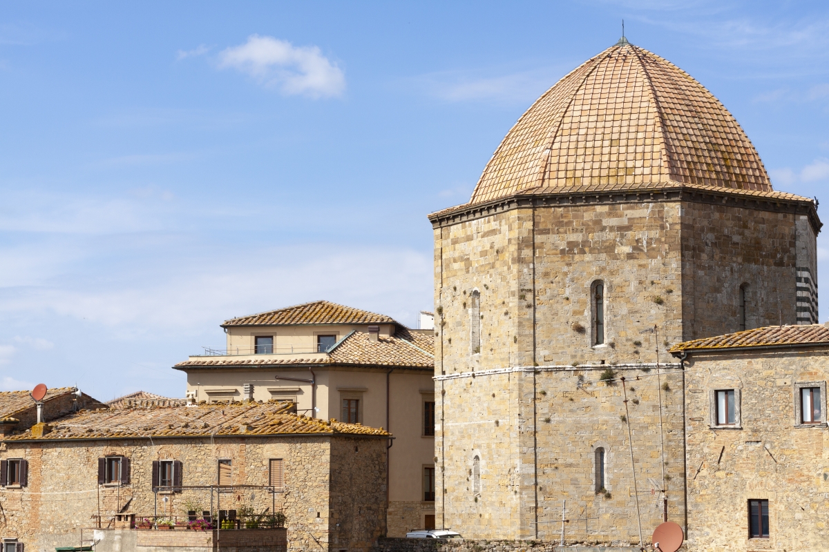 View of Volterra with a glimpse of the Duomo - Simone Antonazzo / ENIT SpA