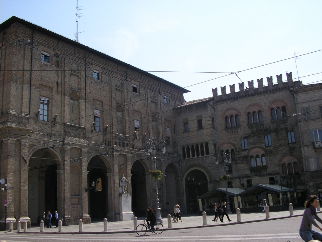 Facciata del Palazzo Comunale di Parma - Palladino Neil