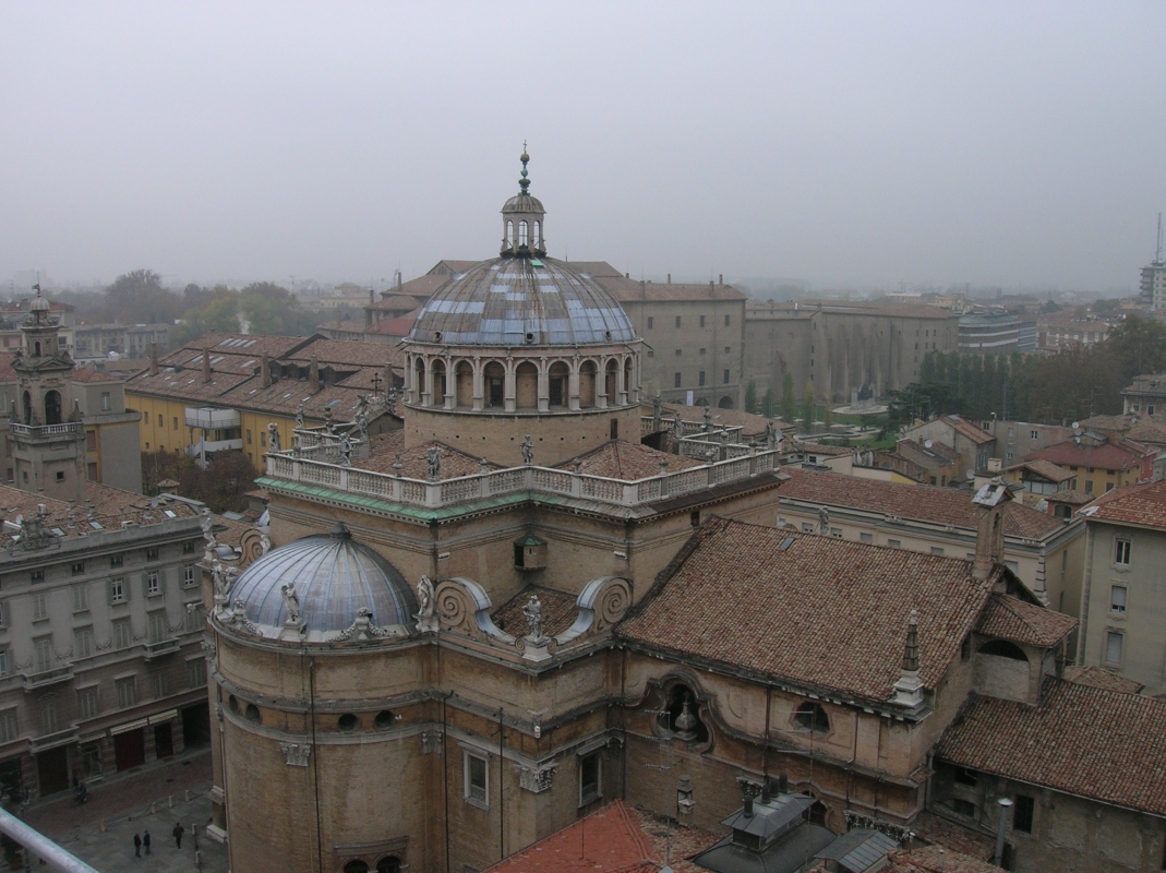 Parma, Santa Maria della Steccata vista dal palazzo del Governatore - Brdlgu