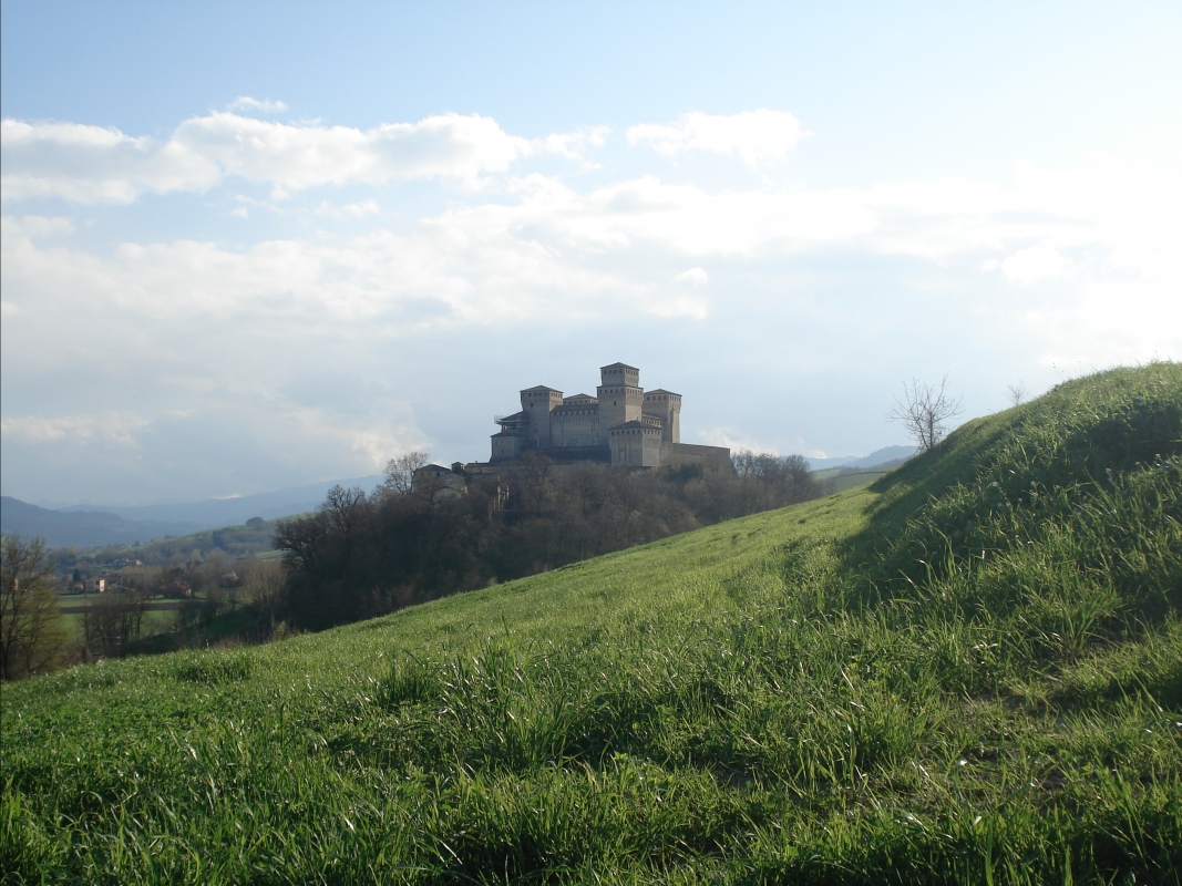 Castello di Torrechiara 07 - Postcrosser