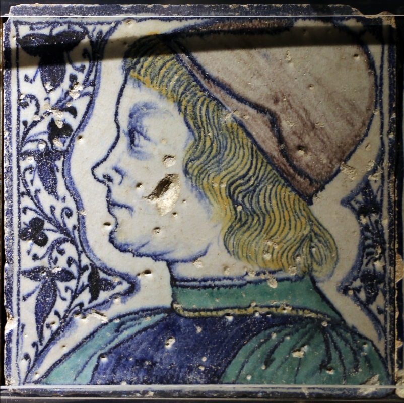 Bottega pesarese, pavimento maiolicato dal monastero di san paolo a parma, 1470-82 ca., profilo maschiole - Sailko