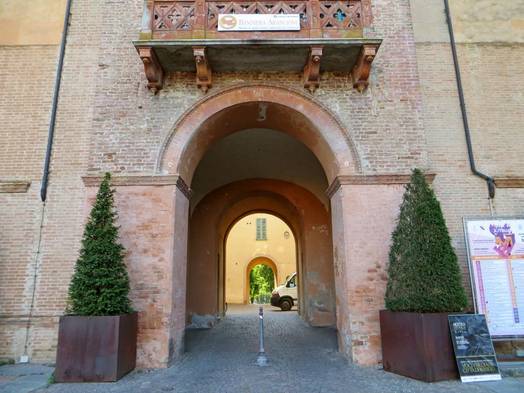 Rocca Pallavicino (Busseto) - portale d'ingresso 2019-06-19 - Parma1983