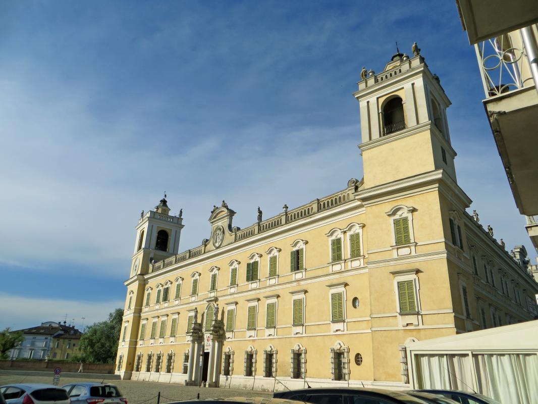 Palazzo Ducale (Colorno) - facciata 2 2019-06-20 - Parma1983