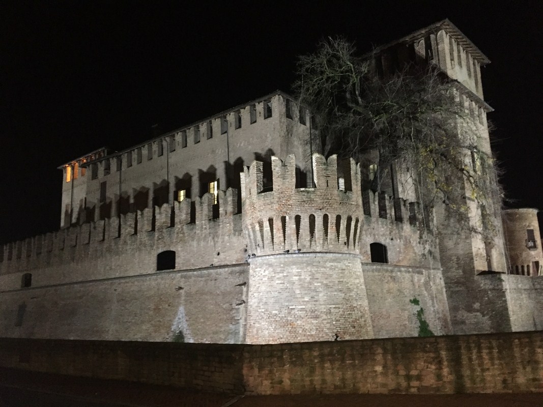 Rocca Sanvitale di Fontanellato by night - Francesca Maffini