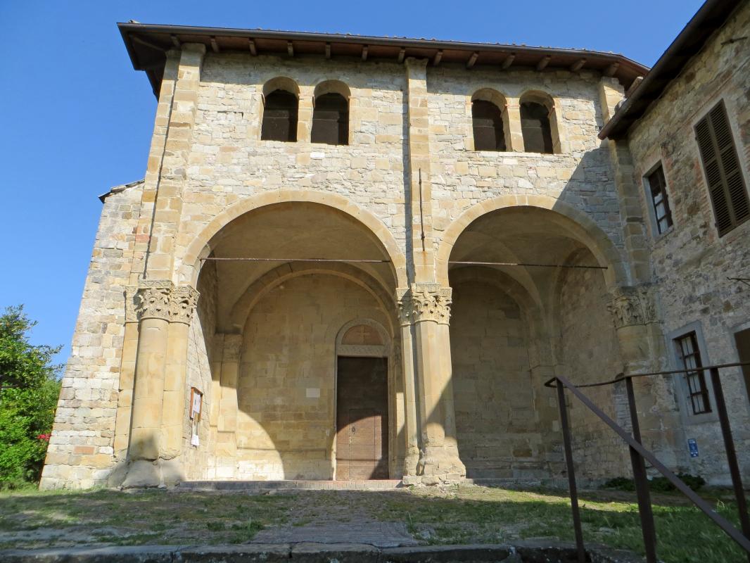 Abbazia di San Basilide (San Michele Cavana, Lesignano de' Bagni) - facciata della chiesa dei Santi Pietro e Paolo 1 2019-06-26 - Parma1983