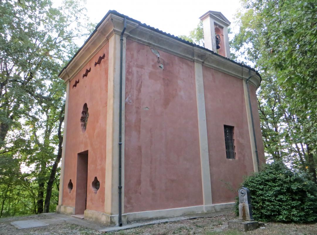 Oratorio della Beata Vergine (Castellaro, Sala Baganza) - facciata e lato est 2 2019-09-16 - Parma1983