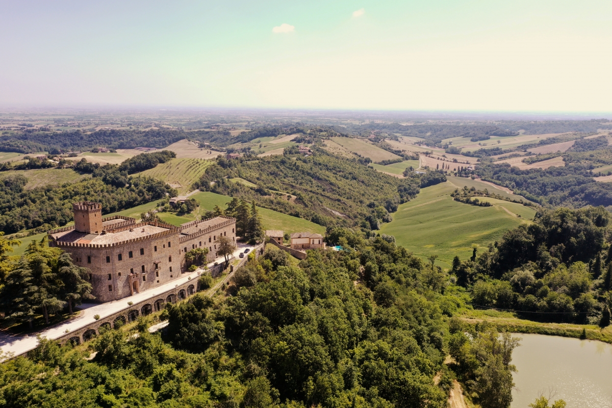 Vista aerea del Castello di Tabiano - Castello di Tabiano