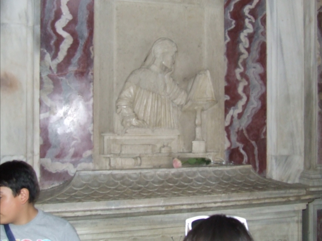Tomba di Dante - interno - Mena Romio