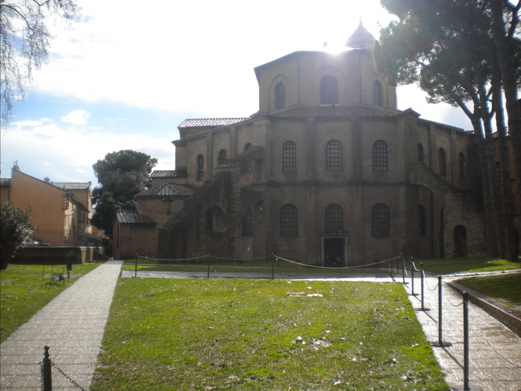 Ravenna Basilica San Vitale - esterno - Currao