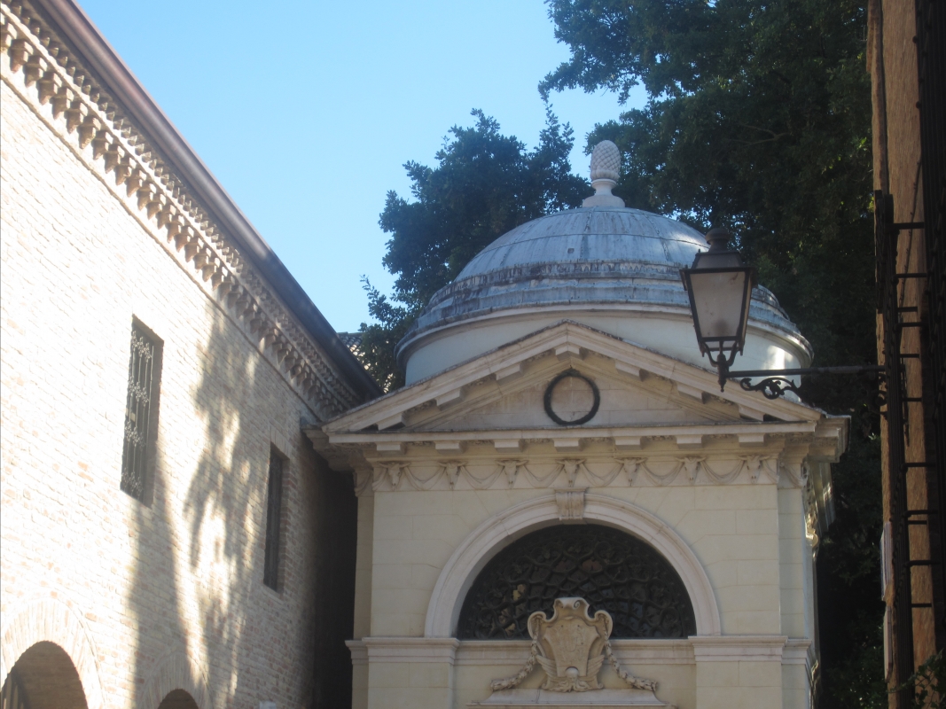 Tomba di Dante Alighieri - Ravenna - Ebe94
