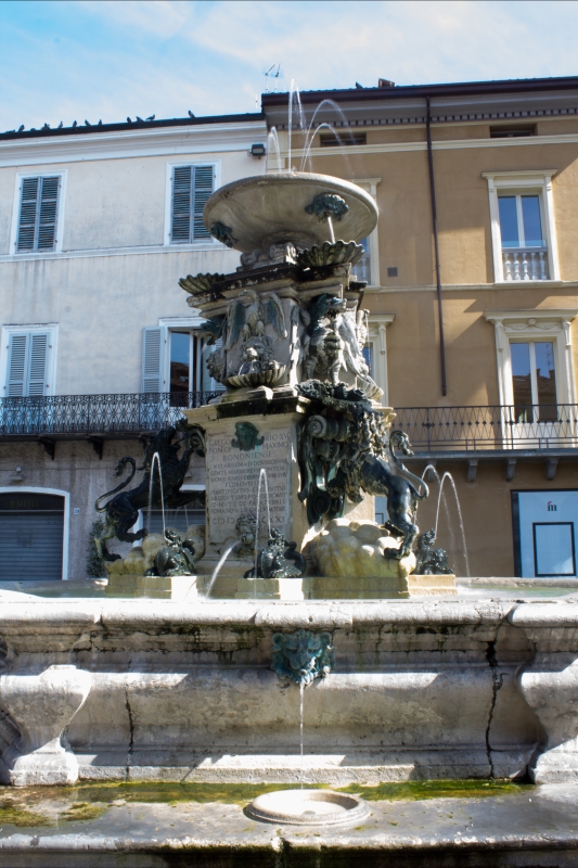 Fontana Monumentale - Matt.giocoliere