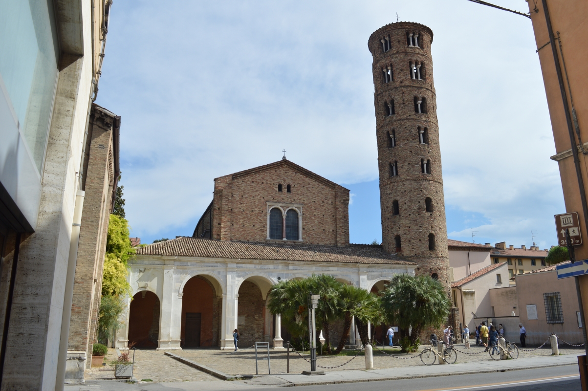 Basilica di Sant'Apollinare Nuovo, Ravenna - Dinkush