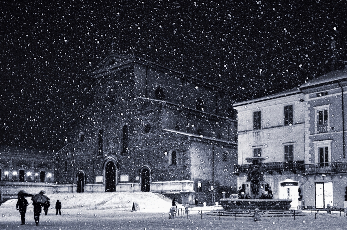 Piazza Faenza sotto la neve - Lorenzo Gaudenzi
