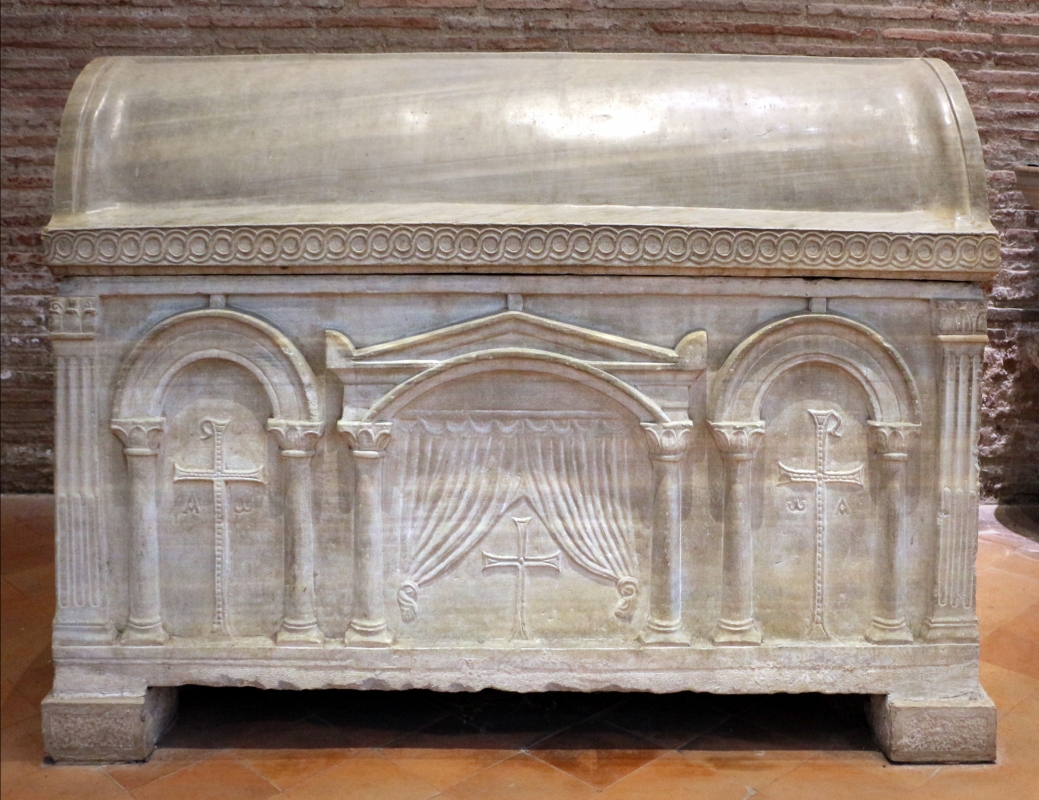 Sant'apollinare in classe, interno, sarcofagi ravennati 01, VI-VII secolo ca - Sailko