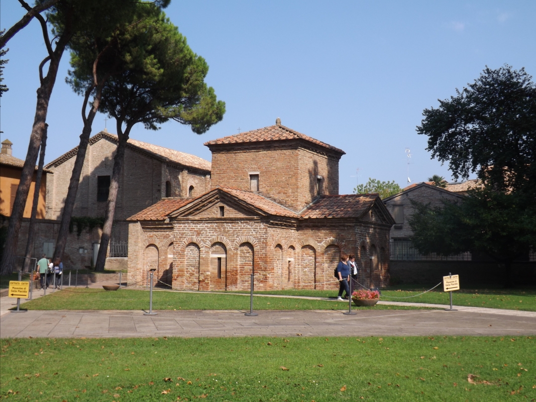 Mausoleo di Galla Placidia - esterno - Cristina Cumbo
