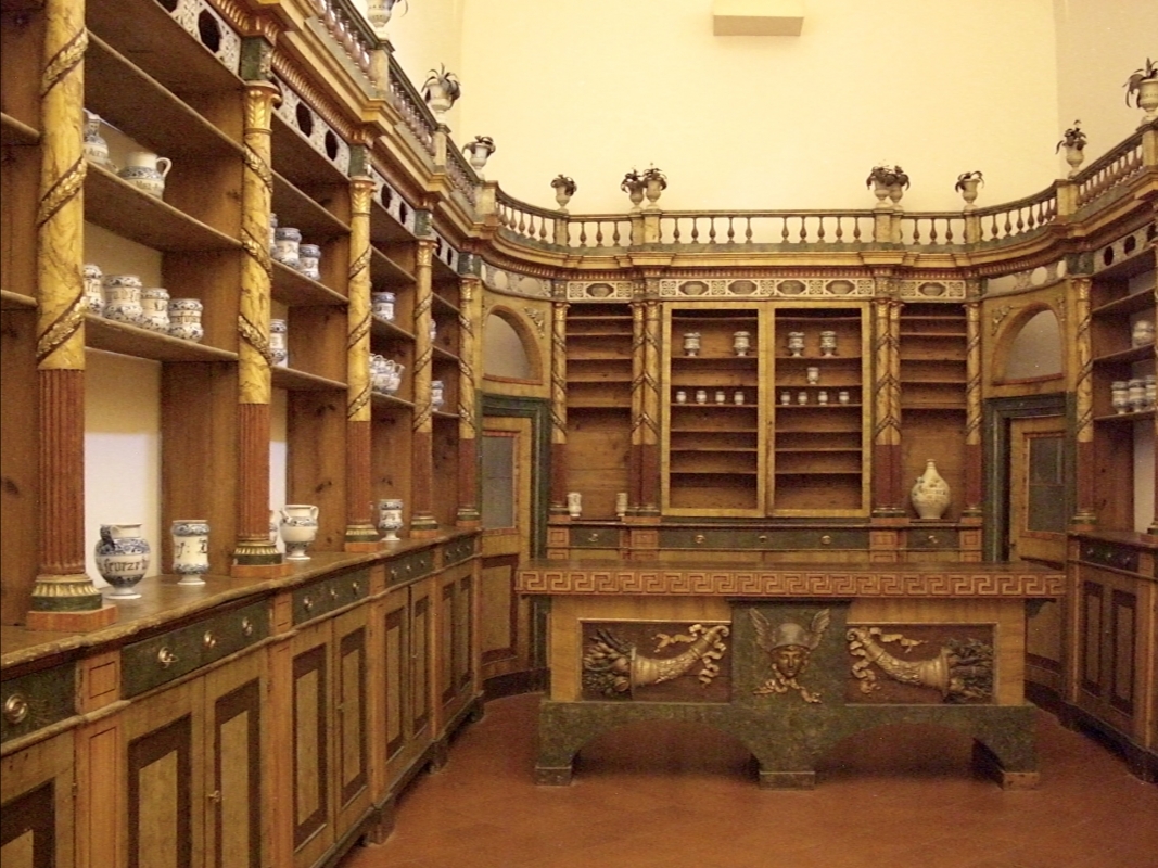 Museo Nazionale di Ravenna-Antica farmicia - Clawsb