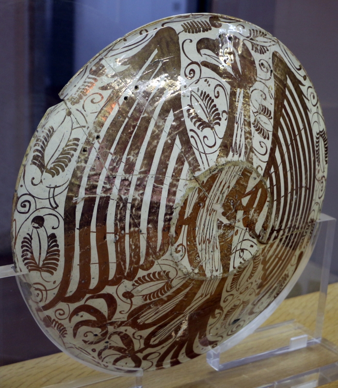 Manises, piatto in maiolica lustrata, 1450-1500 ca. 02 retro - Sailko