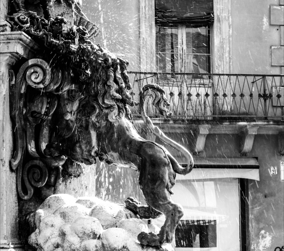 Fontana Monumentale (Faenza) - particolare - Nicola Quirico