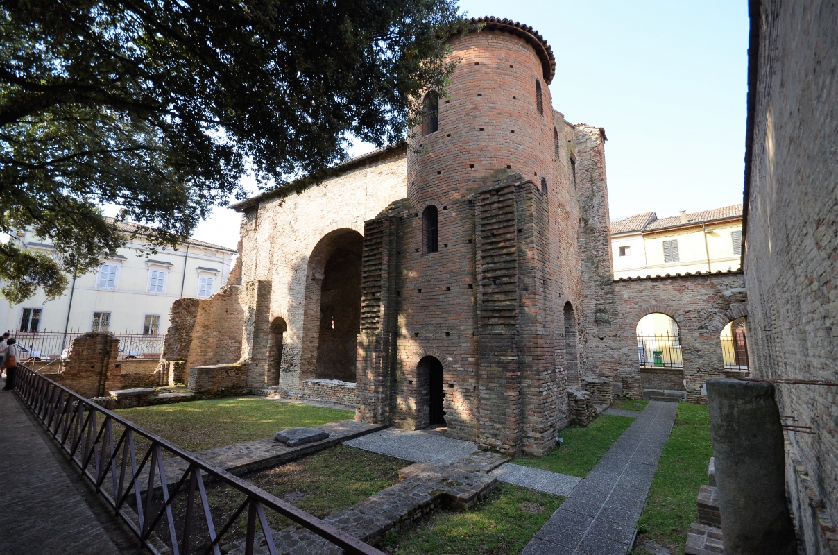 Palazzo di Teodorico-cortile - Emilia giord