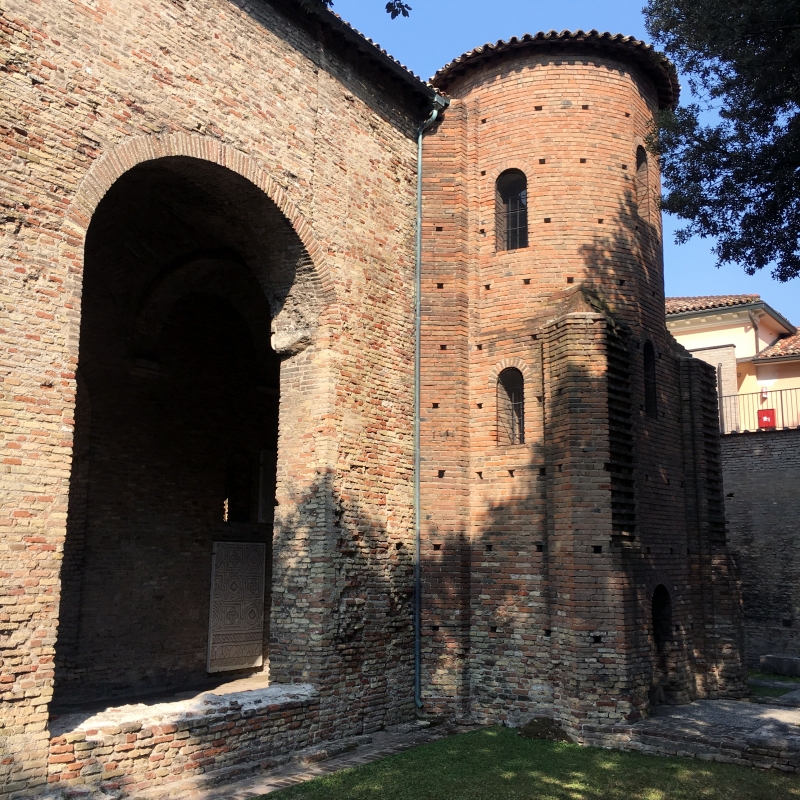 Palazzo di Teodorico - esterno 2 - Walter manni