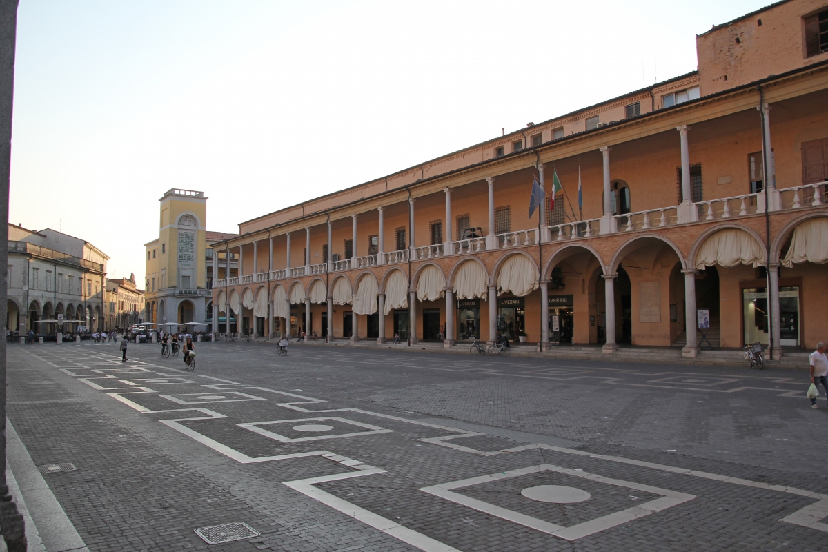 Faenza, piazza del Popolo (02) - Gianni Careddu