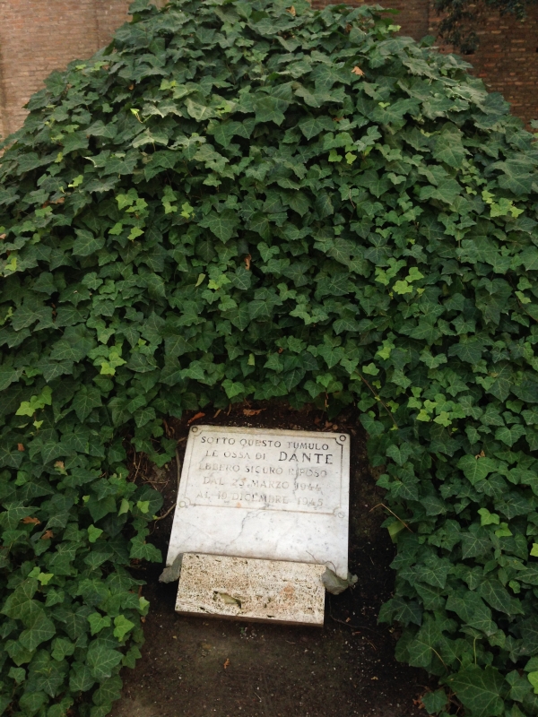 Tomba di Dante 3 foto di C.Grassadonia - Chiara.Ravenna