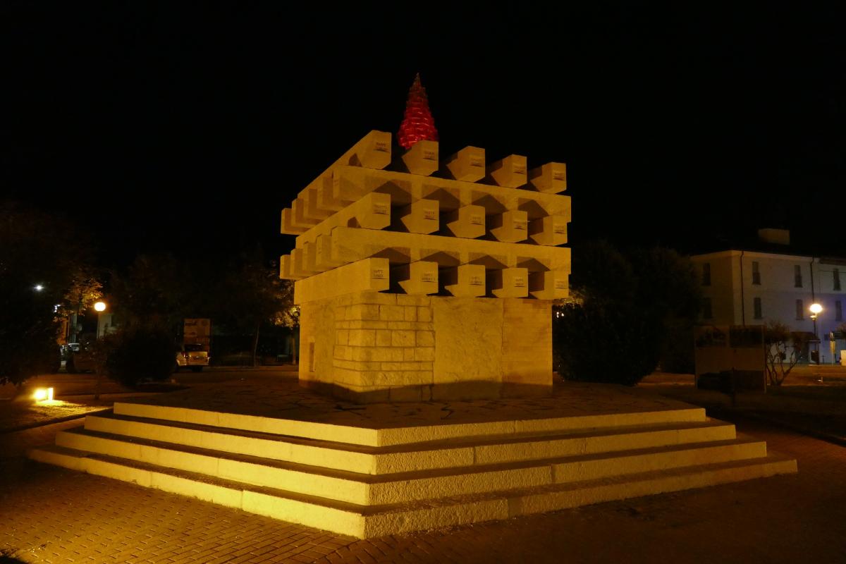 Monumento ai caduti n.3 - Valeriodf74
