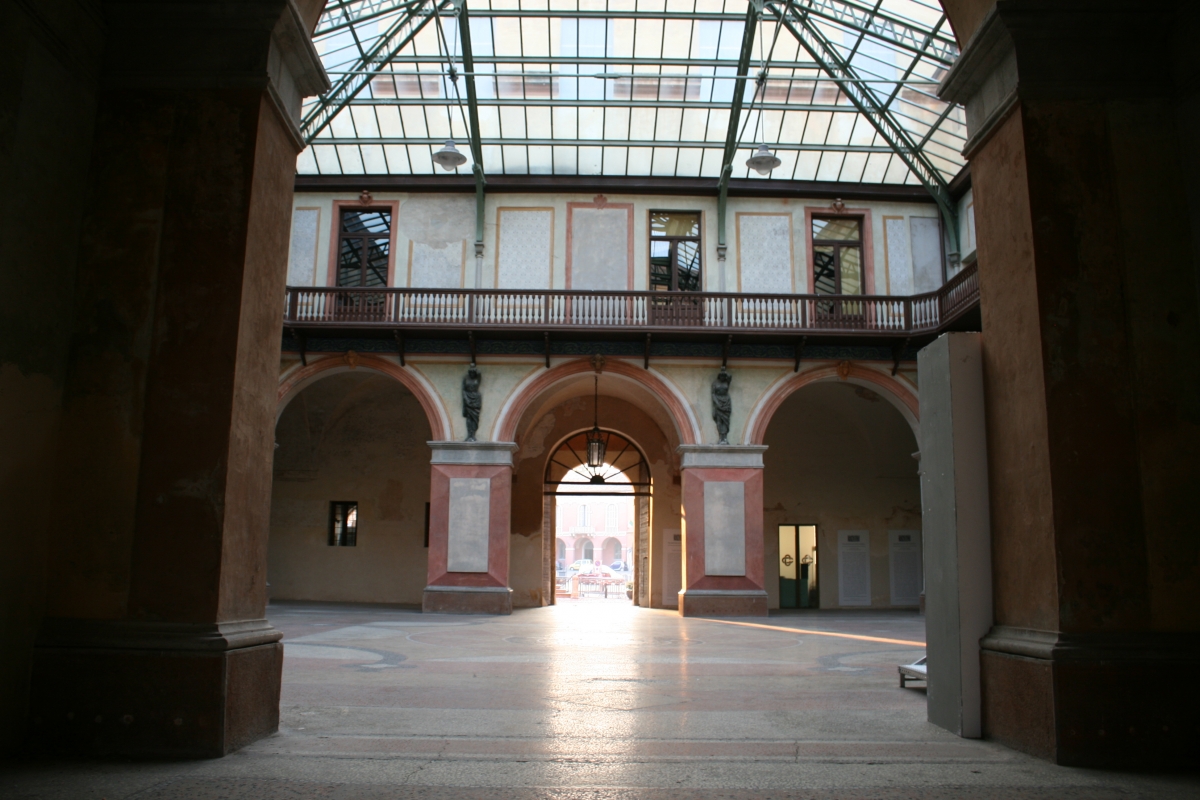 Cortile interno di palazzo ducale - Elesorez
