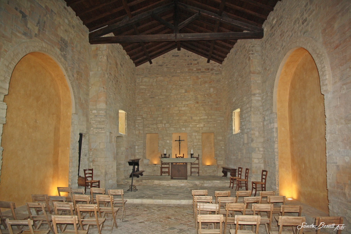 interno chiesa san Andrea - sandro beretti