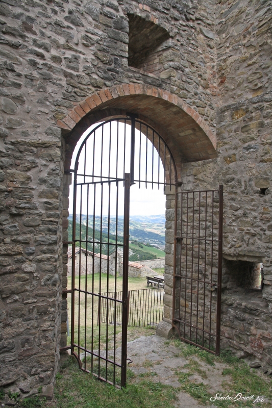 castello ingresso - sandro beretti