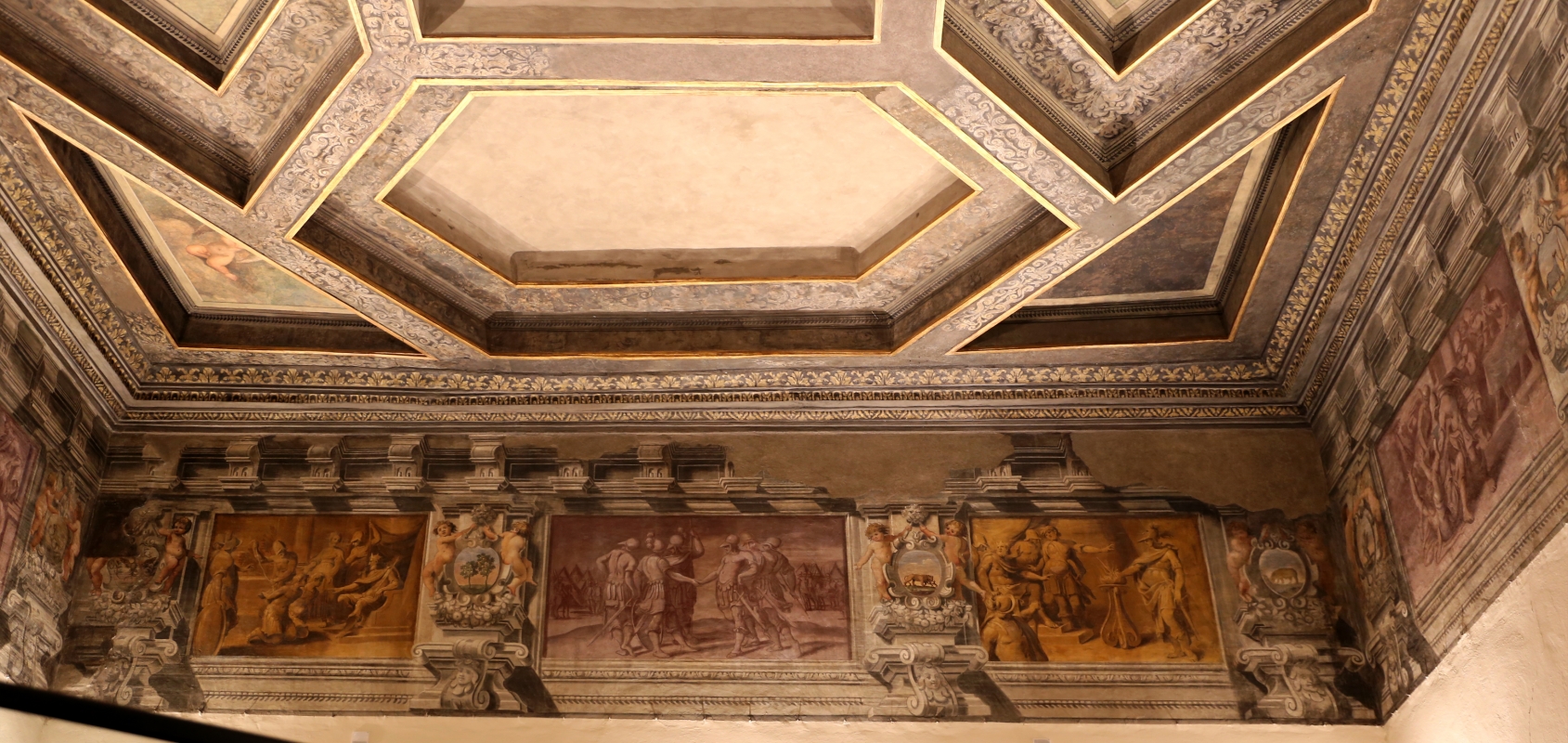 Gualtieri, palazzo bentivoglio, sala di icaro, fregio con storie di roma da tito livio, 1600-05 circa, 01 - Sailko