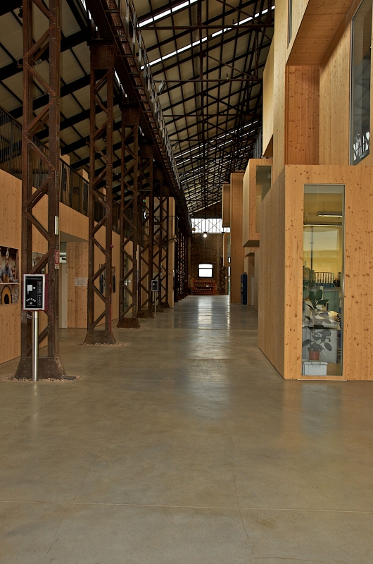 Corridoio interno del Tecnopolo - Caba2011
