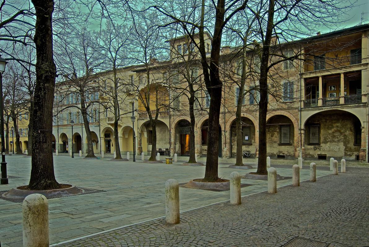 Piazza Fontanesi - Caba2011