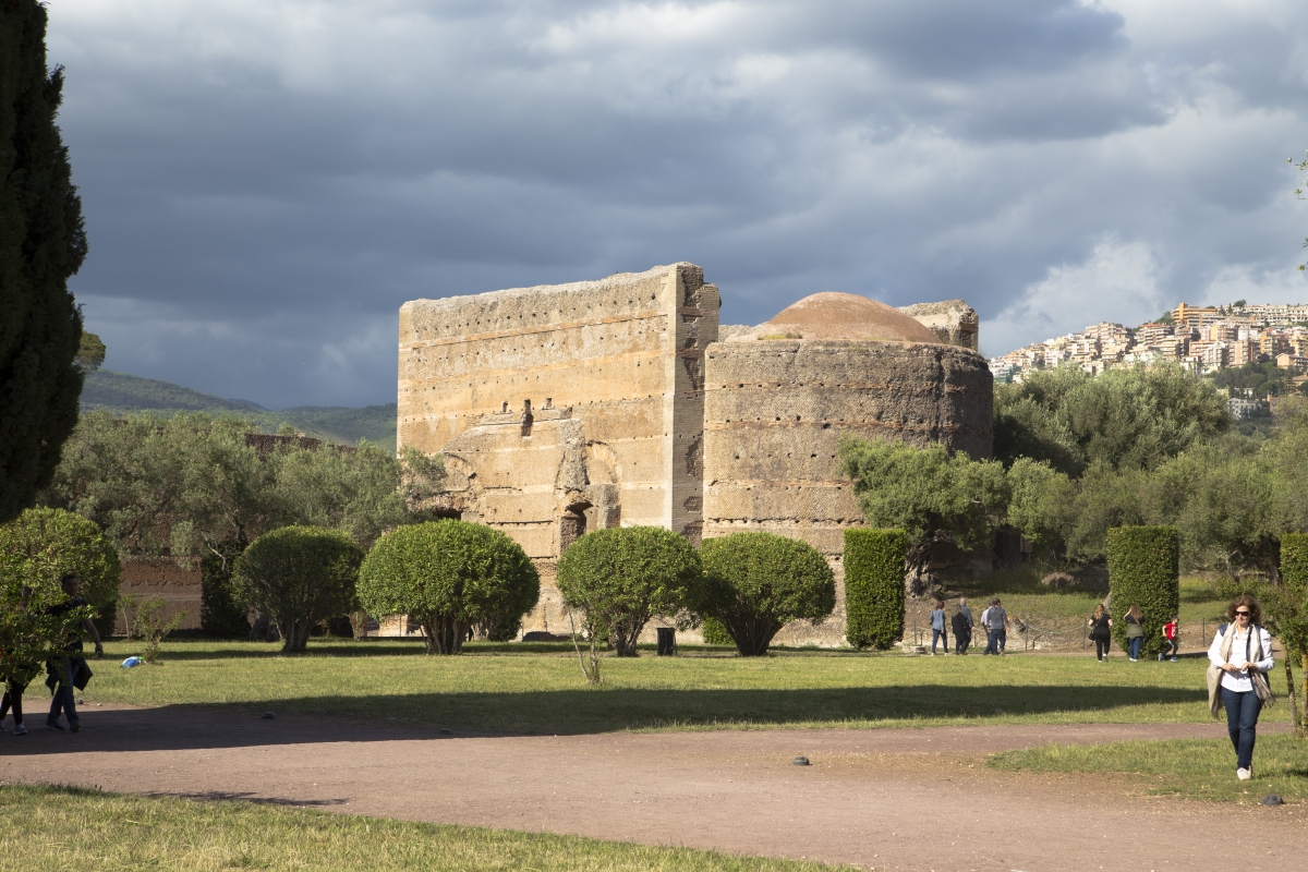 Hadrian's Villa, Philosopher's Hall - Simone Antonazzo / ENIT SpA