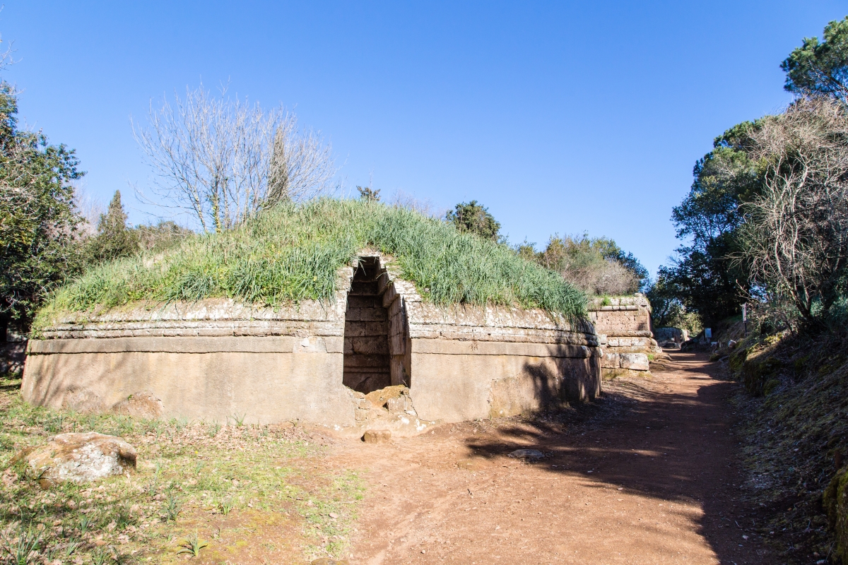 Etruscan tumulus in the Necropolis of Cerveteri - Simone Antonazzo / ENIT SpA