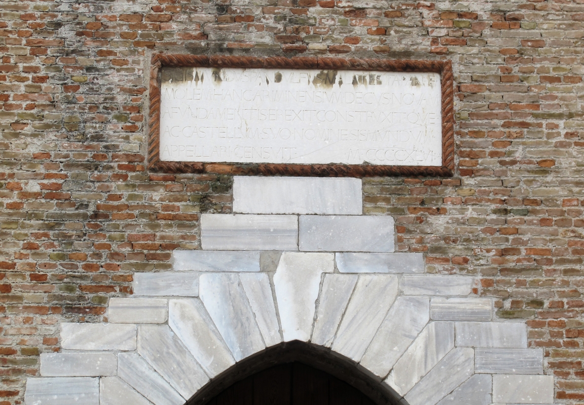Castel sismondo, portale, targa s. p. malatesta 1446 - Sailko
