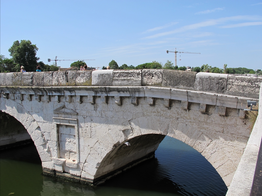 Rimini, ponte romano 06 - Sailko
