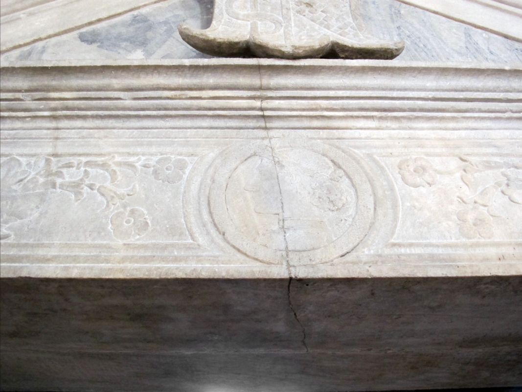 Cappella dei caduti, portale 07 profilo sigismondo malatesta - Sailko