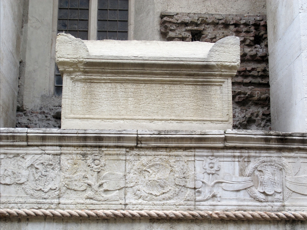Tempio malatestiano, ri, fianco dx, tomba 06 - Sailko