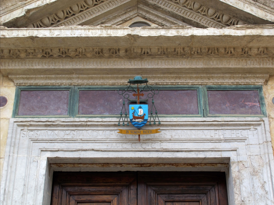 Tempio malatestiano, ri, facciata, portale, timpano - Sailko