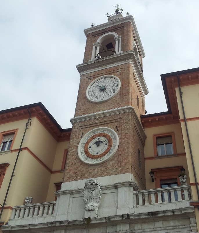 Torre dell'orologio in piazza 3 martiri - Opi1010