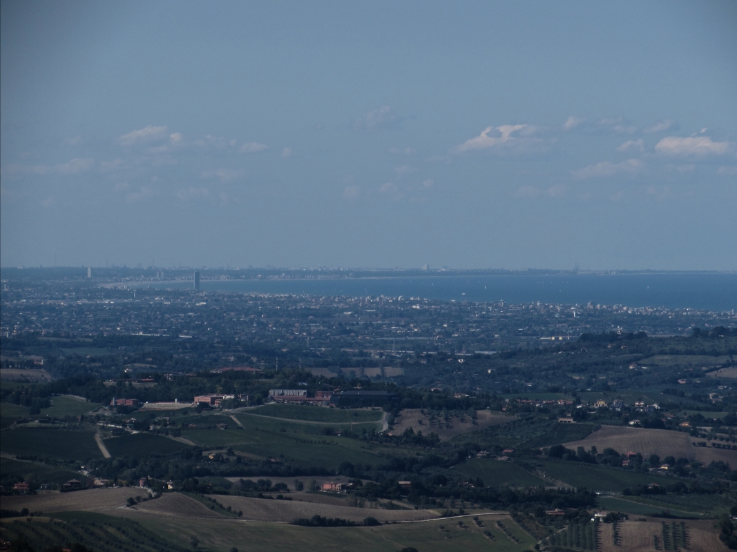 Il Panorama dalla Rocca arriva fino a Ravenna - Larabraga19