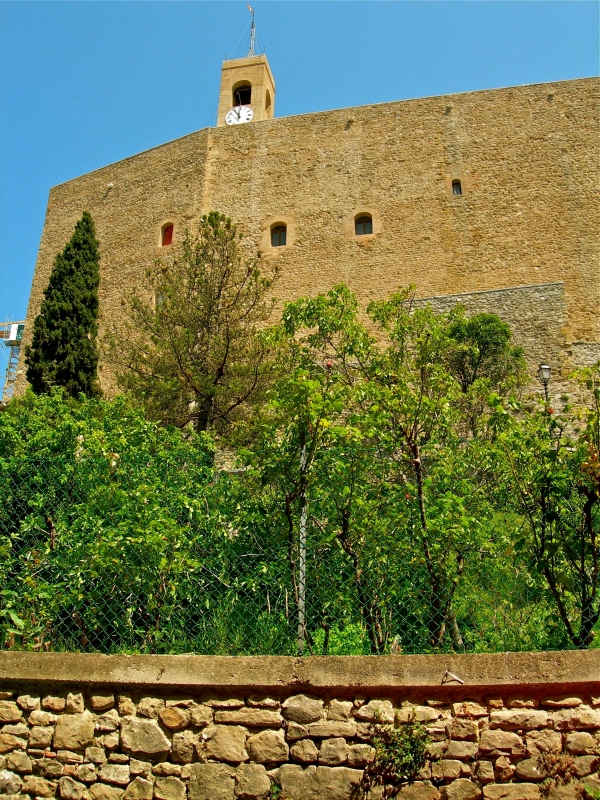 Le inespugnabili mura della Rocca - Caba2011