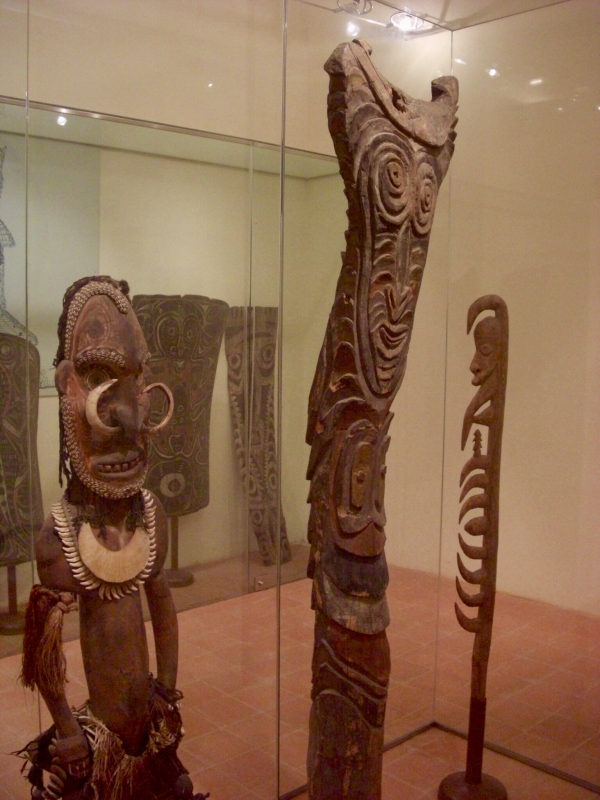 Museo degli Sguardi-Arte africana 1 - Clawsb