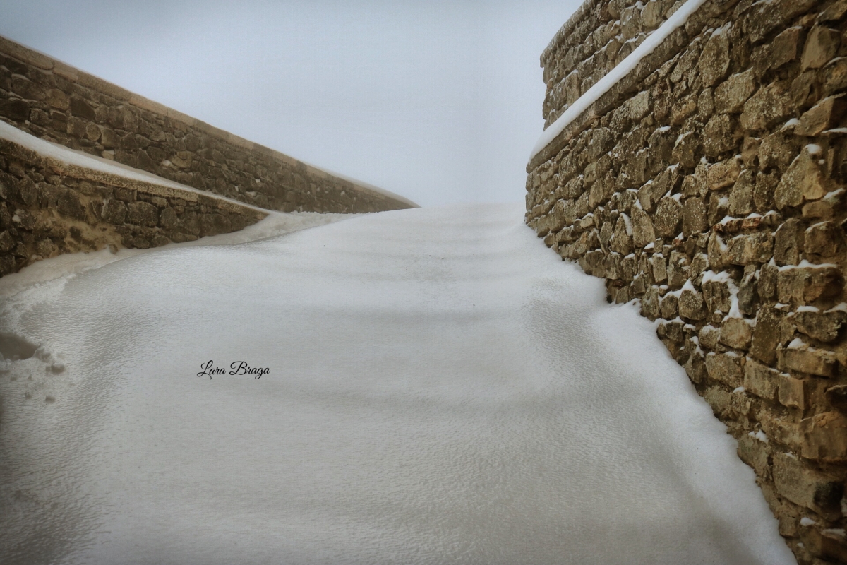La Rocca e la Galaverna....ghiaccio sulla neve115 - Larabraga19