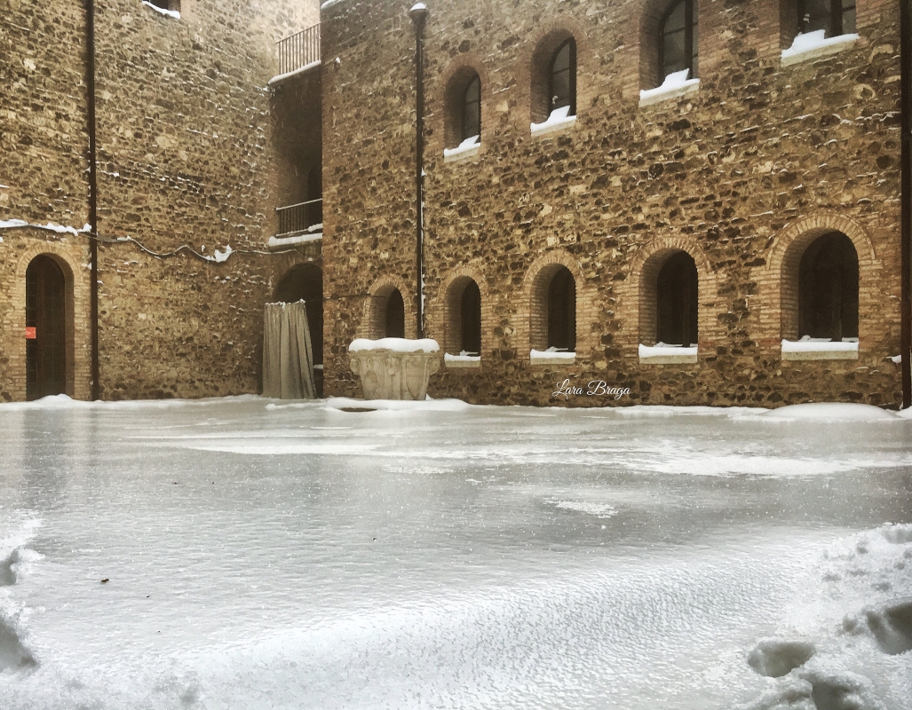 La Rocca e la Galaverna....ghiaccio sulla neve104 - Larabraga19