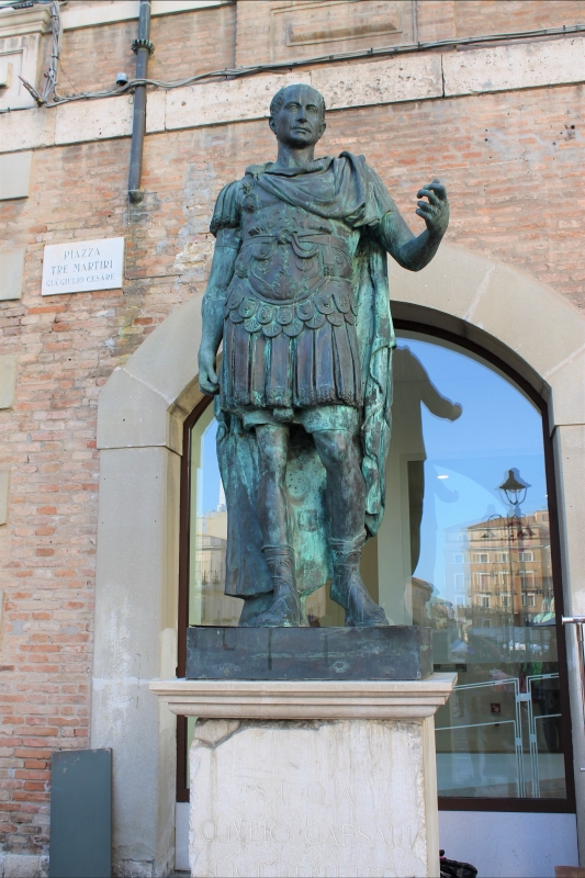 La Statua di Giulio Cesare - Thomass1995