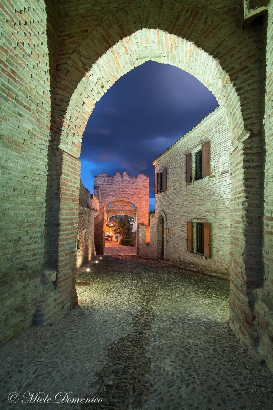 Ingresso Castello Coriano foto di Domenico Miele